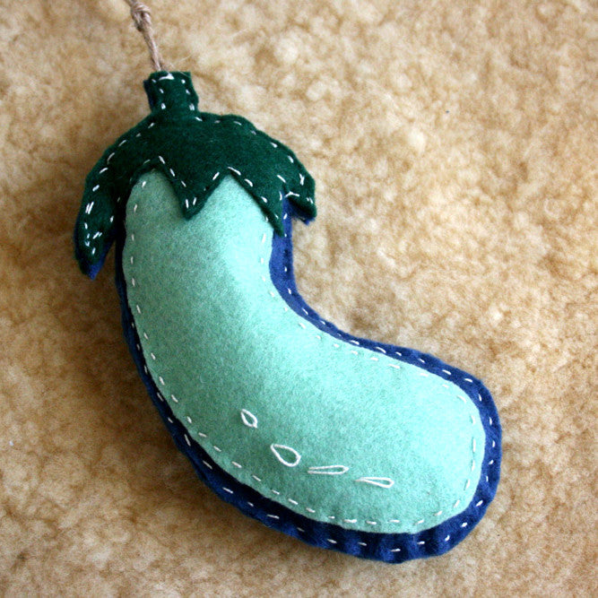 EGGPLANT FELT TOY